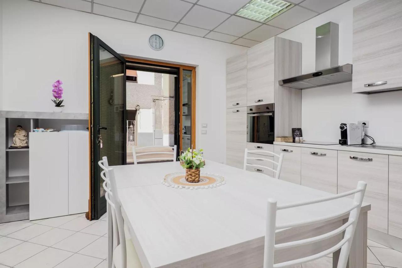 Saint Simplicio House Appartement Olbia Buitenkant foto